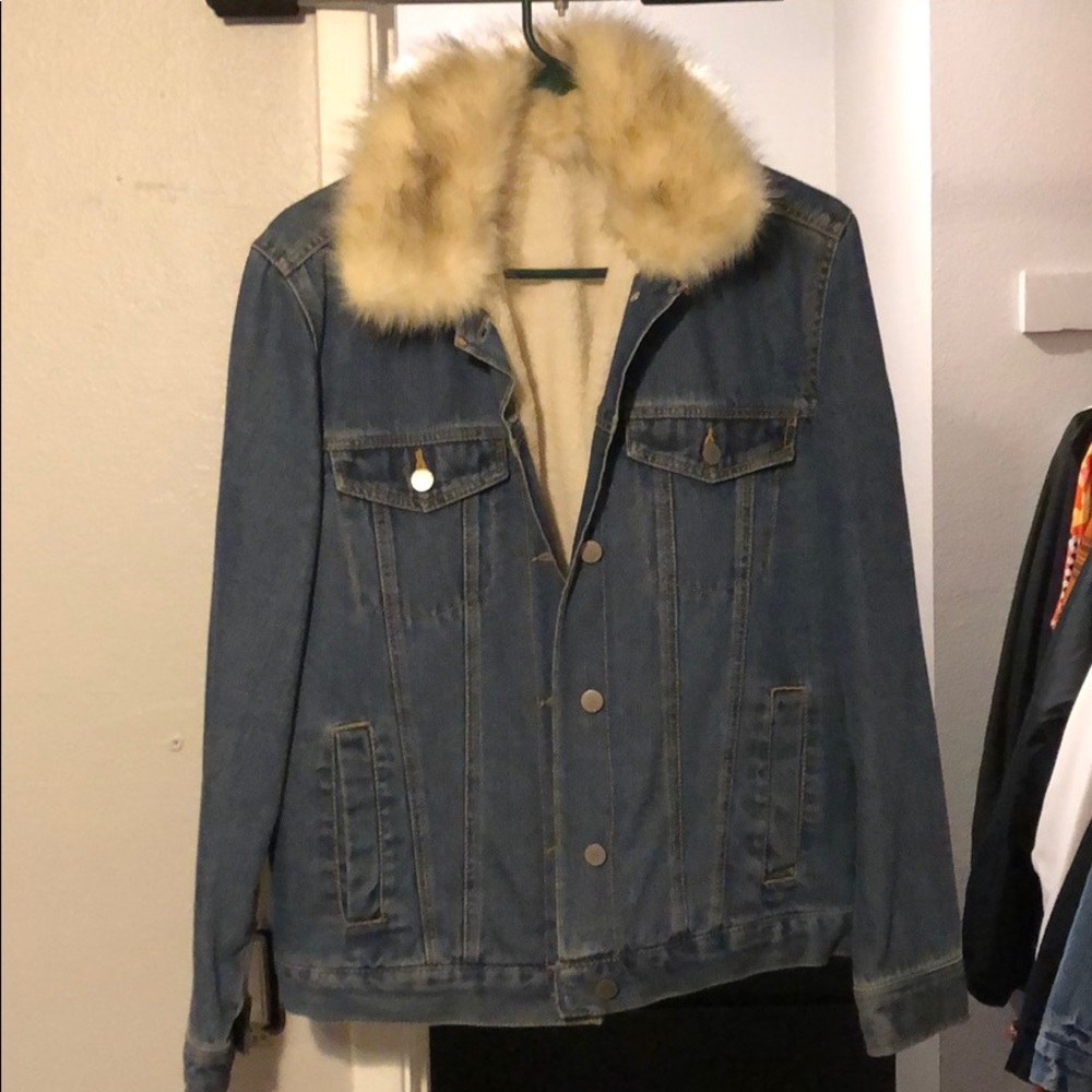 Faux fur / Sherpa denim jacket